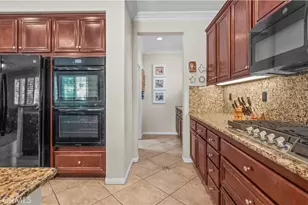 12404 N Green Tree Dr, Rancho Cucamonga, CA 91739 - Photo 13