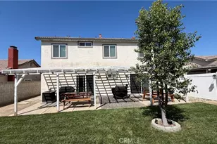 14325 Shadow Dr, Fontana, CA 92337 - Photo 23