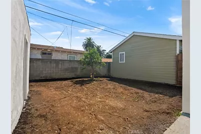 742 W 104th, Los Angeles, CA 90044 - Photo 31