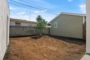 742 W 104th, Los Angeles, CA 90044 - Photo 31