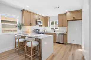 742 W 104th, Los Angeles, CA 90044 - Photo 9