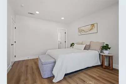 742 W 104th, Los Angeles, CA 90044 - Photo 17