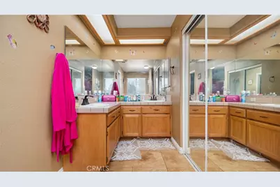 10593 Orchid, Hesperia, CA 92345 - Photo 15