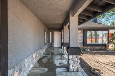 13423 Palm, Oak Hills, CA 92344 - Photo 3