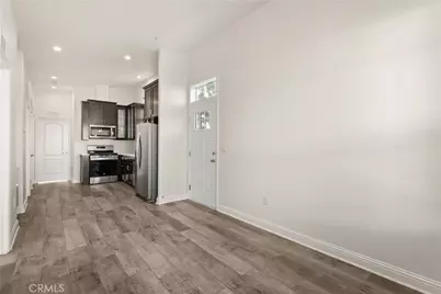 8250 Lankershim Boulevard #Space 109, North Hollywood, CA 91605 - Photo 5