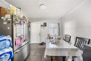 9614 Graham Ave, Los Angeles, CA 90002 - Photo 17