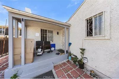 9614 Graham Ave, Los Angeles, CA 90002 - Photo 5