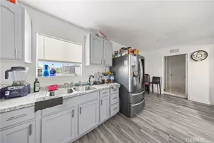 9614 Graham Ave, Los Angeles, CA 90002 - Photo 39