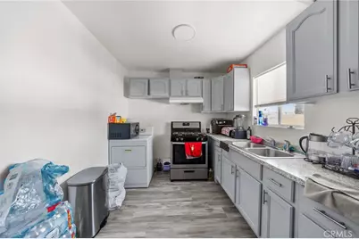 9614 Graham Ave, Los Angeles, CA 90002 - Photo 41