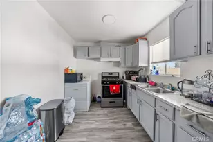 9614 Graham Ave, Los Angeles, CA 90002 - Photo 41