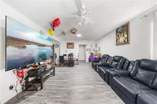 9614 Graham Ave, Los Angeles, CA 90002 - Photo 43
