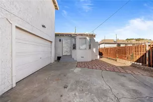 9614 Graham Ave, Los Angeles, CA 90002 - Photo 49
