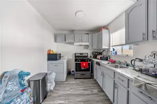 9614 Graham Ave, Los Angeles, CA 90002 - Photo 43