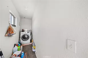 9614 Graham Ave, Los Angeles, CA 90002 - Photo 39