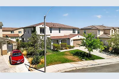 4914 Horse Chestnut, Jurupa Valley, CA 91752 - Photo 3
