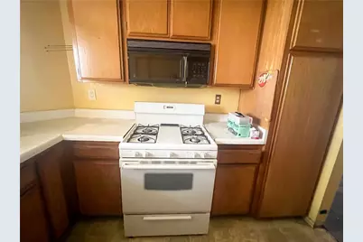 6100 Rugby Avenue #113, Huntington Park, CA 90255 - Photo 7