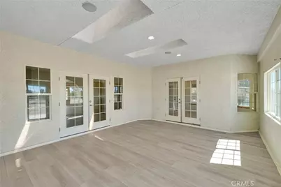 12771 Elm, Oak Hills, CA 92344 - Photo 33