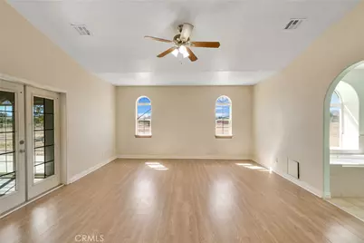 12771 Elm, Oak Hills, CA 92344 - Photo 17