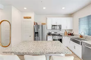 11809 Vienna Ln, Los Angeles, CA 90047 - Photo 7