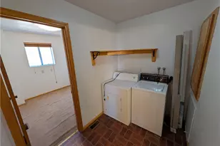 31487 Old City Creek, Running Springs, CA 92382 - Photo 33