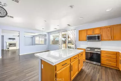 11239 Alexandria, Adelanto, CA 92301 - Photo 17