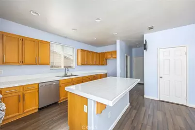 11239 Alexandria, Adelanto, CA 92301 - Photo 15