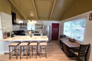 738 W Victoria Ct, Lake Arrowhead, CA 92352 - Photo 19