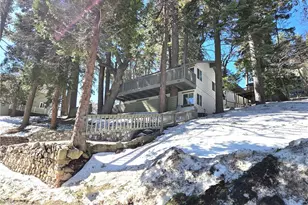 738 W Victoria Ct, Lake Arrowhead, CA 92352 - Photo 3