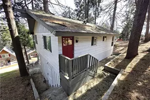 738 W Victoria Ct, Lake Arrowhead, CA 92352 - Photo 7