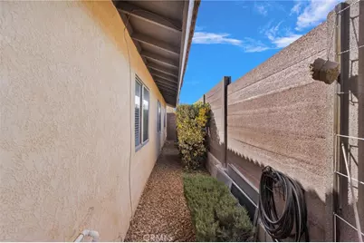 13032 Rainwood Court, Victorville, CA 92395 - Photo 31