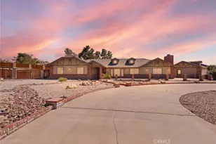 19989 Cronese, Apple Valley, CA 92308 - Photo 1