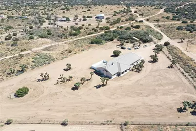 7626 Muscatel, Phelan, CA 92371 - Photo 49