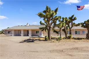 7626 Muscatel, Phelan, CA 92371 - Photo 1