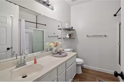 17040 Red Cedar Court, Fontana, CA 92337 - Photo 23