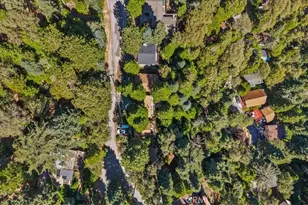 613 E Victoria Ct, Lake Arrowhead, CA 92352 - Photo 35