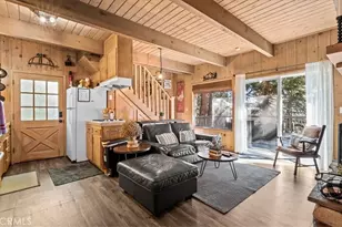 613 E Victoria Ct, Lake Arrowhead, CA 92352 - Photo 9