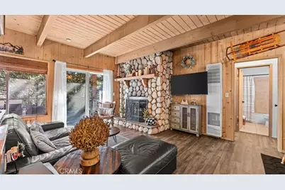 613 E Victoria Court, Lake Arrowhead, CA 92352 - Photo 1