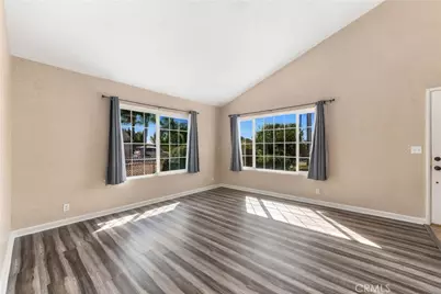 677 Highland Court, Upland, CA 91786 - Photo 17