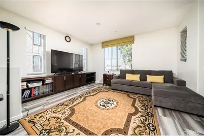 709 S Azusa Avenue #B, Azusa, CA 91702 - Photo 3