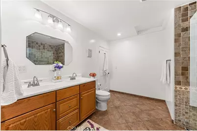 8847 White Oak Avenue, Sherwood Forest, CA 91325 - Photo 41