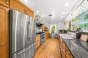8847 White Oak Ave, Sherwood Forest, CA 91325 - Photo 21