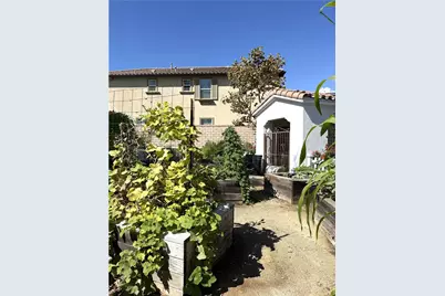 885 Pear Court, Upland, CA 91786 - Photo 7