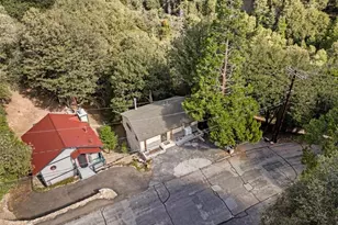 24868 Edelweiss Dr, Crestline, CA 92325 - Photo 33