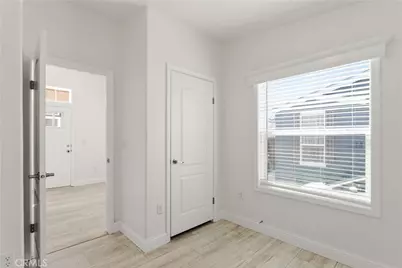 8250 Lankershim Boulevard #80, North Hollywood, CA 91605 - Photo 15