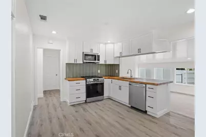 2422 N Forest, Santa Ana, CA 92706 - Photo 23