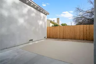 2422 N Forest, Santa Ana, CA 92706 - Photo 33