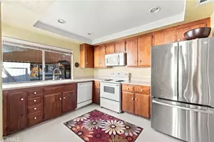1340 Victoria, Fullerton, CA 92831 - Photo 5