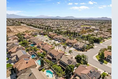 15590 Eastwind, Fontana, CA 92336 - Photo 45