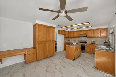 580 E Hazeltine, Ontario, CA 91761 - Photo 21