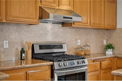 580 E Hazeltine, Ontario, CA 91761 - Photo 19